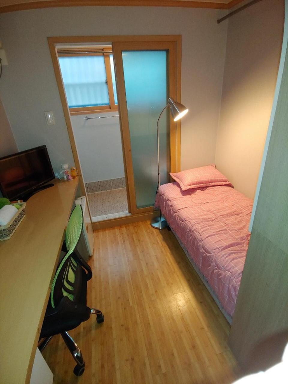 I Sleep Alone Hotel Seul Exterior foto
